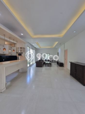Rumah sewa siap pakai 4 Kamar Tidur di Cipete, Jakarta Selatan Rumah sewa siap pakai 4 Kamar Tidur di Cipete, Jakarta Selatan