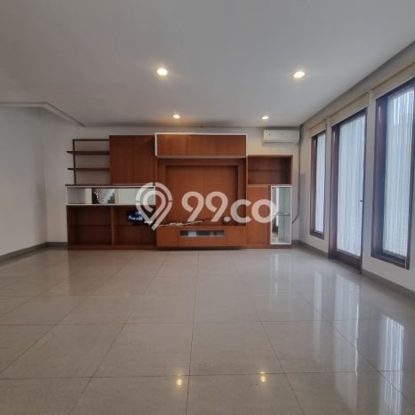 Hunian Minimalis Untuk Disewakan di Pondok Indah Jakarta Selatan 3 KT & 2 KM Hunian Minimalis Untuk Disewakan di Pondok Indah Jakarta Selatan 3 KT & 2 KM