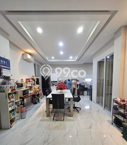 Rumah Berkualitas LT 180m2m² / LB 300m2m² di Lokasi Strategis Cengkareng, Jakarta Barat Rumah Berkualitas LT 180m2m² / LB 300m2m² di Lokasi Strategis Cengkareng, Jakarta Barat