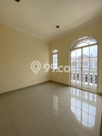 Rumah Elit LB 150m2 Siap Pakai Desain Elegan di Green Lake City, Jakarta Barat Rumah Elit LB 150m2 Siap Pakai Desain Elegan di Green Lake City, Jakarta Barat