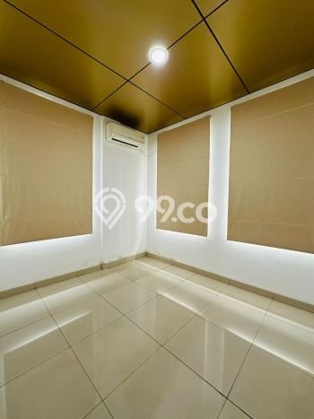 PRIME LOCATION! Ruko Kawasan Green Lake City, Luas 320m², Area Ramai, Ready Untuk Digunakan PRIME LOCATION! Ruko Kawasan Green Lake City, Luas 320m², Area Ramai, Ready Untuk Digunakan