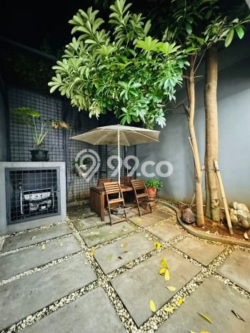 KAWASAN KOMERSIAL! Ruko Disewakan di Green Lake City, Luas 267m², Area Strategis KAWASAN KOMERSIAL! Ruko Disewakan di Green Lake City, Luas 267m², Area Strategis