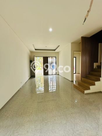 Ready to Use! Luxury House LT 87m2 Desain Elegan di Metland Puri Ready to Use! Luxury House LT 87m2 Desain Elegan di Metland Puri