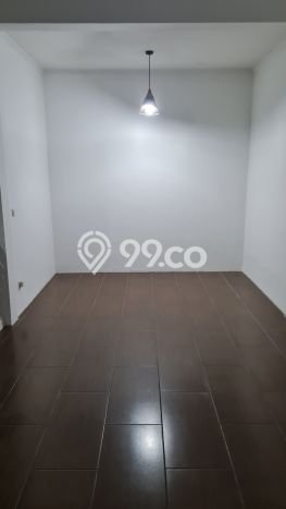 DIJUAL CEPAT! Rumah Modern area Villa Meruya, Jakarta Barat, LT 180m² Bangunan 250m² BISA KPR! DIJUAL CEPAT! Rumah Modern area Villa Meruya, Jakarta Barat, LT 180m² Bangunan 250m² BISA KPR!
