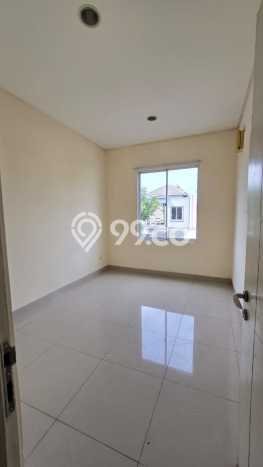 Jual Rumah Luas Megah Dengan View Cantik di Green Lake City, Jakarta Barat Jual Rumah Luas Megah Dengan View Cantik di Green Lake City, Jakarta Barat