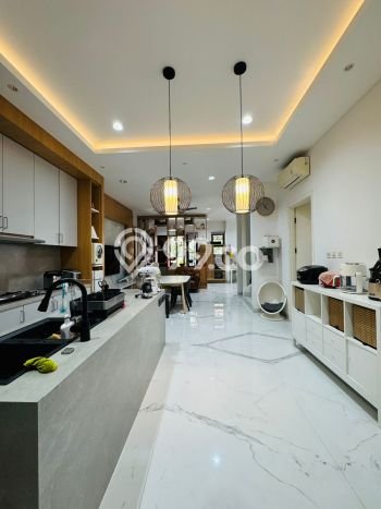 Rumah Luxury Modern Siap Huni di Green Lake City Jakarta Barat Rumah Luxury Modern Siap Huni di Green Lake City Jakarta Barat
