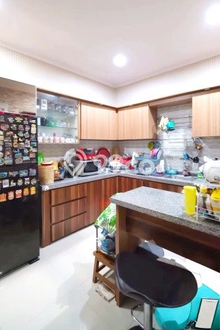 Ready to Use! Luxury House LT 105m2 Desain Modern di Daan Mogot Ready to Use! Luxury House LT 105m2 Desain Modern di Daan Mogot