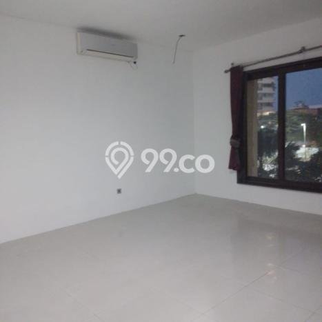 Siap Huni Rumah Mewah 3 Kamar di Kemayoran Dekat ke Mana Pun Siap Huni Rumah Mewah 3 Kamar di Kemayoran Dekat ke Mana Pun
