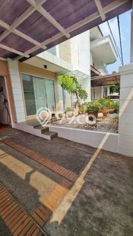 DIJUAL CEPAT! Rumah Modern area Villa Meruya, Jakarta Barat, LT 180m² Bangunan 250m² BISA KPR! DIJUAL CEPAT! Rumah Modern area Villa Meruya, Jakarta Barat, LT 180m² Bangunan 250m² BISA KPR!
