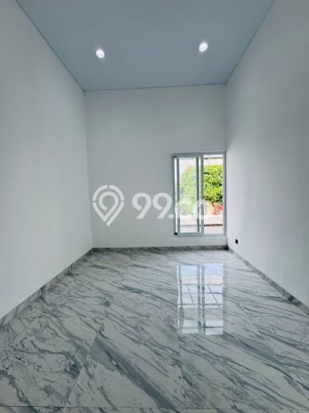 Rumah Harga Nego 4 Kamar Tidur di , Keamanan 24 Jam, Jakarta Barat Rumah Harga Nego 4 Kamar Tidur di , Keamanan 24 Jam, Jakarta Barat
