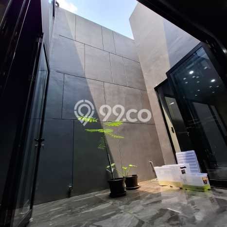 Hunian Mewah Siap Huni LT 180m2 di Pamulang, Tangerang Selatan Hunian Mewah Siap Huni LT 180m2 di Pamulang, Tangerang Selatan