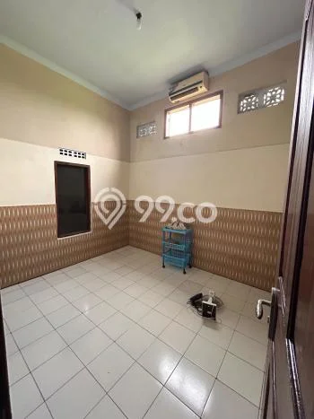 Ruko Dijual Lokasi Emas di Klaten Utara Luas 242m2 Ruko Dijual Lokasi Emas di Klaten Utara Luas 242m2