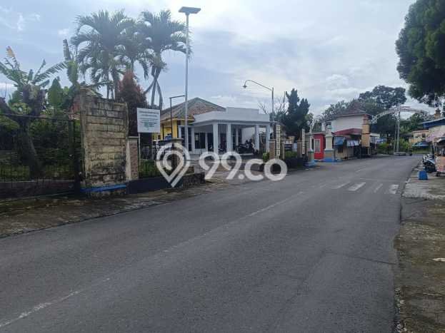 Rumah Strategis Modern Lb 346m2 di Karangpandan, Karanganyar Rumah Strategis Modern Lb 346m2 di Karangpandan, Karanganyar