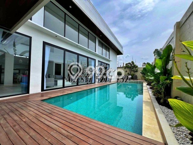 Vila Kawasan , Area 500m2m², Lokasi Premium Vila Kawasan , Area 500m2m², Lokasi Premium