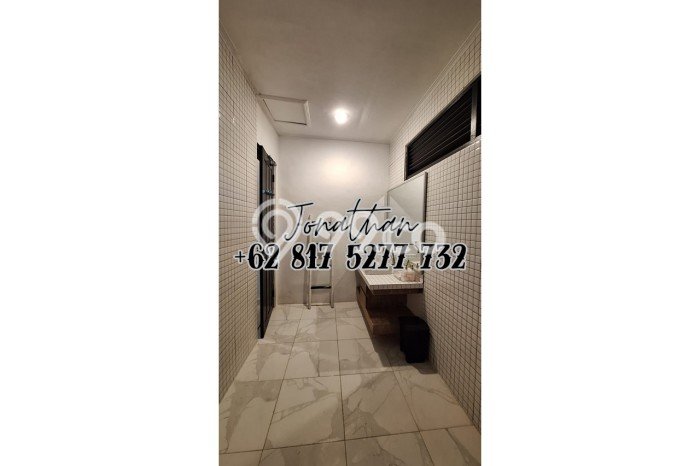 HARGA TERBAIK! Vila di , Luas 300m2m², Lokasi Strategis HARGA TERBAIK! Vila di , Luas 300m2m², Lokasi Strategis