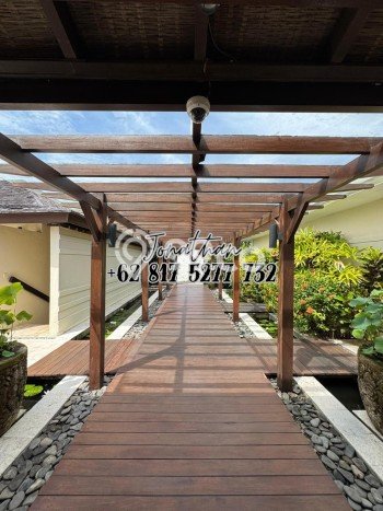 HOT DEAL! Vila Kawasan , Area 1729m2m², Lokasi Strategis HOT DEAL! Vila Kawasan , Area 1729m2m², Lokasi Strategis