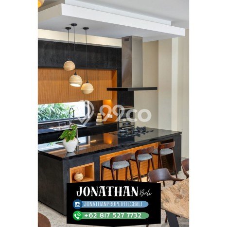 Bisnis Menjanjikan! Vila di , Area 250m2m², Lokasi Premium Bisnis Menjanjikan! Vila di , Area 250m2m², Lokasi Premium