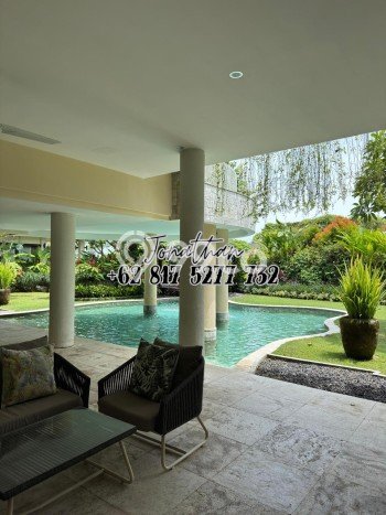 HOT DEAL! Vila Kawasan , Area 1729m2m², Lokasi Strategis HOT DEAL! Vila Kawasan , Area 1729m2m², Lokasi Strategis