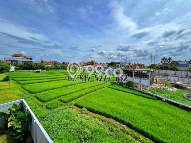 Vila Kawasan , Area 500m2m², Lokasi Premium Vila Kawasan , Area 500m2m², Lokasi Premium