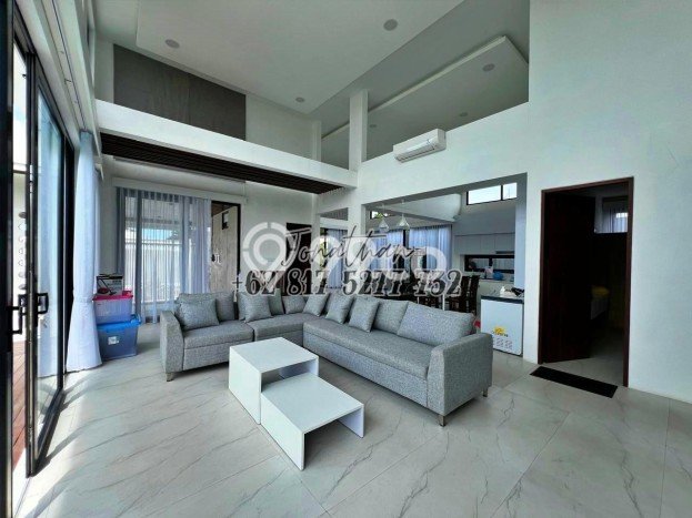 Vila Kawasan , Area 500m2m², Lokasi Premium Vila Kawasan , Area 500m2m², Lokasi Premium