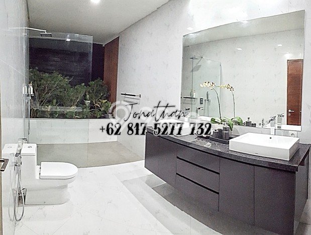 HARGA TERBAIK! Vila Kawasan , Ukuran 400m2m², Lokasi Elite dengan privasi terjamin HARGA TERBAIK! Vila Kawasan , Ukuran 400m2m², Lokasi Elite dengan privasi terjamin