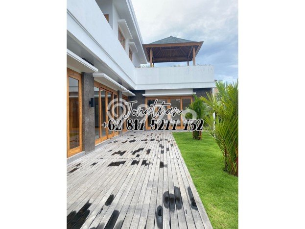 Vila Kawasan , Ukuran 600m2m², Lokasi Strategis untuk bisnis Vila Kawasan , Ukuran 600m2m², Lokasi Strategis untuk bisnis