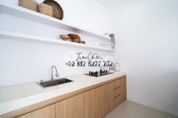Vila Potensial di , Ukuran 180m2m², Area Nyaman untuk Anda Vila Potensial di , Ukuran 180m2m², Area Nyaman untuk Anda