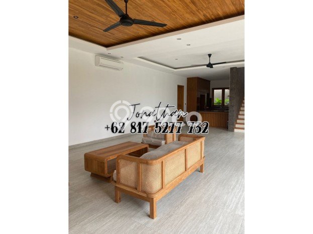Vila Kawasan , Ukuran 600m2m², Lokasi Strategis untuk bisnis Vila Kawasan , Ukuran 600m2m², Lokasi Strategis untuk bisnis