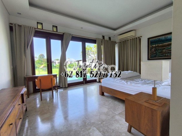 Dijual Rumah Mewah Elegan Dengan View Cantik di Kerobokan Kelod, Badung Dijual Rumah Mewah Elegan Dengan View Cantik di Kerobokan Kelod, Badung