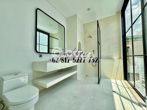 Vila di , Luas 156m2m², Lokasi Premium Vila di , Luas 156m2m², Lokasi Premium