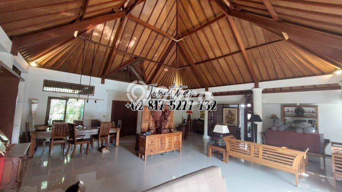 LOKASI STRATEGIS! Vila di , Area 850m2m², Lingkungan Prima LOKASI STRATEGIS! Vila di , Area 850m2m², Lingkungan Prima