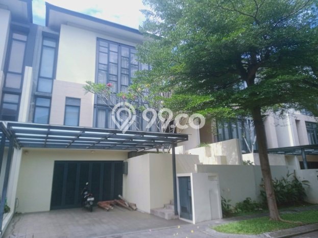 Siap Huni Hunian Elit 5 Kamar di BSD Dekat ke Mana Saja Siap Huni Hunian Elit 5 Kamar di BSD Dekat ke Mana Saja