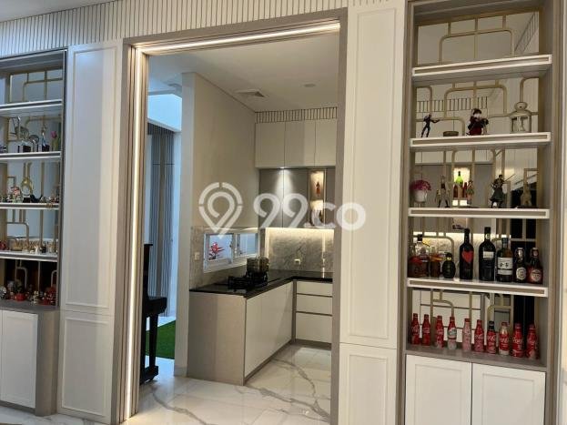 Rumah Mewah LB 200m2 Siap Pakai Desain Elegan di Gading Serpong Pondok Hijau Golf, Tangerang Rumah Mewah LB 200m2 Siap Pakai Desain Elegan di Gading Serpong Pondok Hijau Golf, Tangerang