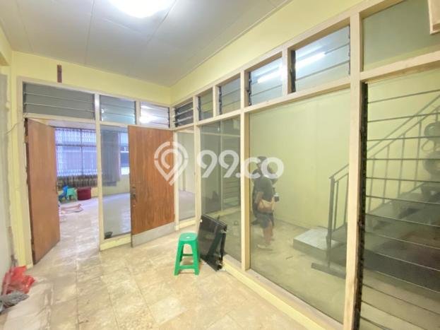 Unit Ruko Dijual di Jakarta Pusat LT 90m2 & LB 90m2 Unit Ruko Dijual di Jakarta Pusat LT 90m2 & LB 90m2