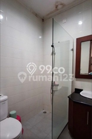 Rumah Luxury Modern Siap Huni di Pulomas Jakarta Timur Rumah Luxury Modern Siap Huni di Pulomas Jakarta Timur