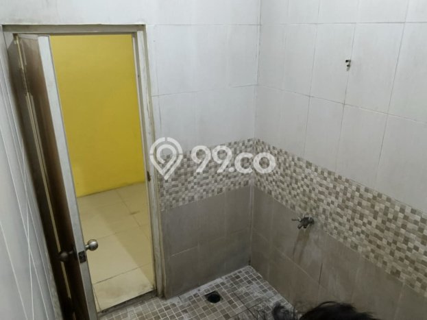 Untuk Dijual Ruko di Kebayoran Lama Jakarta Selatan LT 230m2 / LB 600m2 Untuk Dijual Ruko di Kebayoran Lama Jakarta Selatan LT 230m2 / LB 600m2