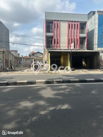 Untuk Dijual Ruko di Kebayoran Lama Jakarta Selatan LT 230m2 / LB 600m2 Untuk Dijual Ruko di Kebayoran Lama Jakarta Selatan LT 230m2 / LB 600m2