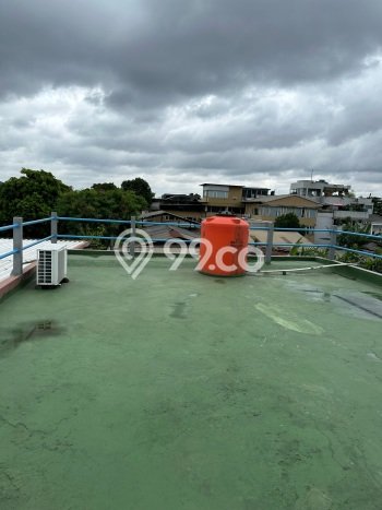 Ruko Bagus Dijual LB 140m2 Lokasi Strategis Tangerang Selatan Area Cocok untuk Berbisnis Ruko Bagus Dijual LB 140m2 Lokasi Strategis Tangerang Selatan Area Cocok untuk Berbisnis