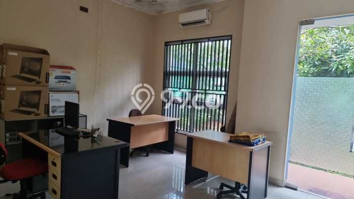 Unit Ruko Dijual di Kebayoran Lama Jakarta Selatan Luas Tanah 361m2, Luas Bangunan 200m2 Unit Ruko Dijual di Kebayoran Lama Jakarta Selatan Luas Tanah 361m2, Luas Bangunan 200m2