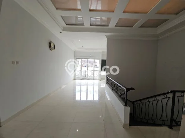 Rumah sewa siap pakai 5 Kamar Tidur di Pondok Indah, Jakarta Selatan Rumah sewa siap pakai 5 Kamar Tidur di Pondok Indah, Jakarta Selatan