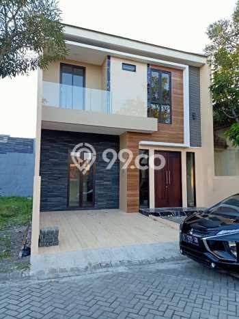 Hunian Nyaman Asri 4 KT Siap Huni di Citraland Surabaya Hunian Nyaman Asri 4 KT Siap Huni di Citraland Surabaya
