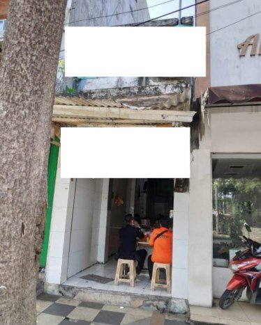 Untuk Disewa Komersial di Genteng Surabaya LT 51m2, LB 140m2 Untuk Disewa Komersial di Genteng Surabaya LT 51m2, LB 140m2