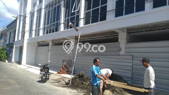 Untuk Dijual Ruko di Tambaksari Surabaya LT 48m2 / LB 144m2 Untuk Dijual Ruko di Tambaksari Surabaya LT 48m2 / LB 144m2