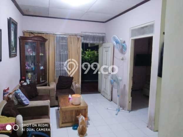 Rumah Strategis Modern Lb 99m2 di Wiyung, Surabaya Rumah Strategis Modern Lb 99m2 di Wiyung, Surabaya