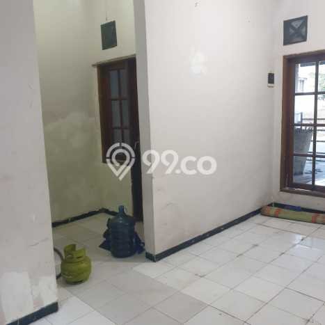 Rumah di Lakarsantri, Surabaya, Luas 82m² LB 53m² Rumah di Lakarsantri, Surabaya, Luas 82m² LB 53m²
