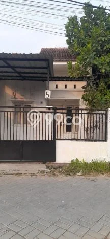 Rumah Luas Asri 2 KT Siap Pakai di Medokan Ayu Surabaya Rumah Luas Asri 2 KT Siap Pakai di Medokan Ayu Surabaya