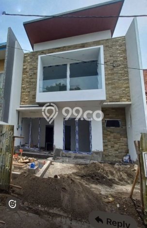 For Sale Hunian Rumah Nyaman 4 KT di Citraland, Surabaya For Sale Hunian Rumah Nyaman 4 KT di Citraland, Surabaya