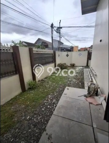 Dijual Cepat Rumah Favorit Siap Huni LB 180m2 di Pedurungan, Semarang Dijual Cepat Rumah Favorit Siap Huni LB 180m2 di Pedurungan, Semarang