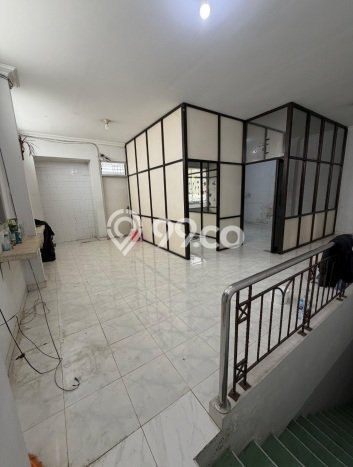 Siap Huni Rumah Mewah 4 Kamar di Semarang Tengah Dekat ke Mana Saja Siap Huni Rumah Mewah 4 Kamar di Semarang Tengah Dekat ke Mana Saja