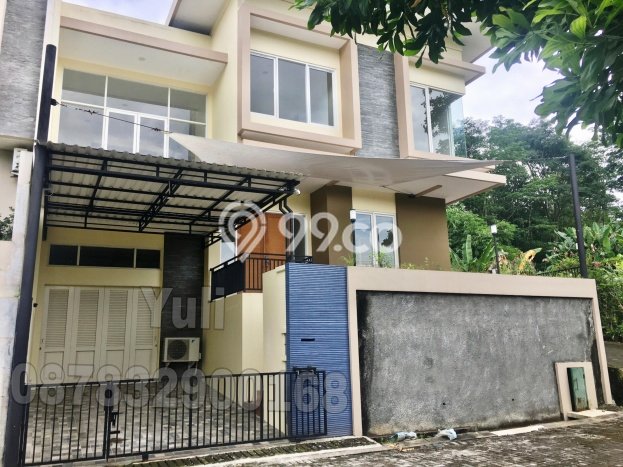 Dijual Rumah Luas Megah Dengan View Eksklusif di Candi Golf, Semarang Dijual Rumah Luas Megah Dengan View Eksklusif di Candi Golf, Semarang